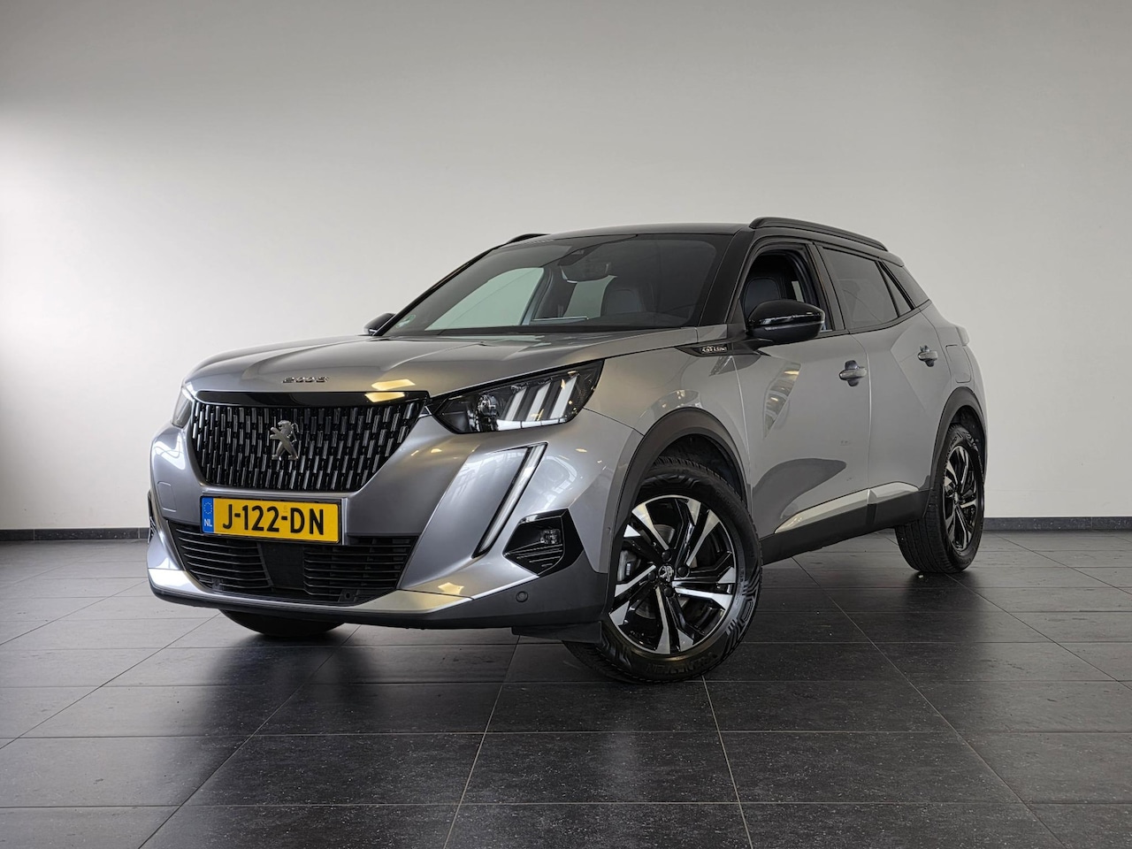 Peugeot 2008 - 1.2 PureTech GT-Line | NL-Auto | Trekhaak | Schuif/kanteldak | Apple Carplay & Android Aut - AutoWereld.nl