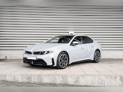 BMW i3 - Sedan 50 xDrive First Edition 113.4 kWh Huisselectie