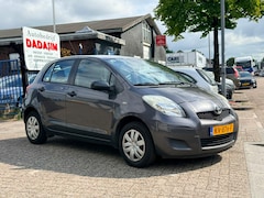 Toyota Yaris - TREKHAAK / AIRCO + APK *1.0 VVTi Acces
