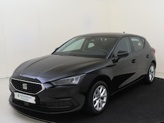 SEAT Leon - 1.5 TSI Style | Cruise control | Lane assist | Parkeersensoren | 2-zone airco | Carplay |