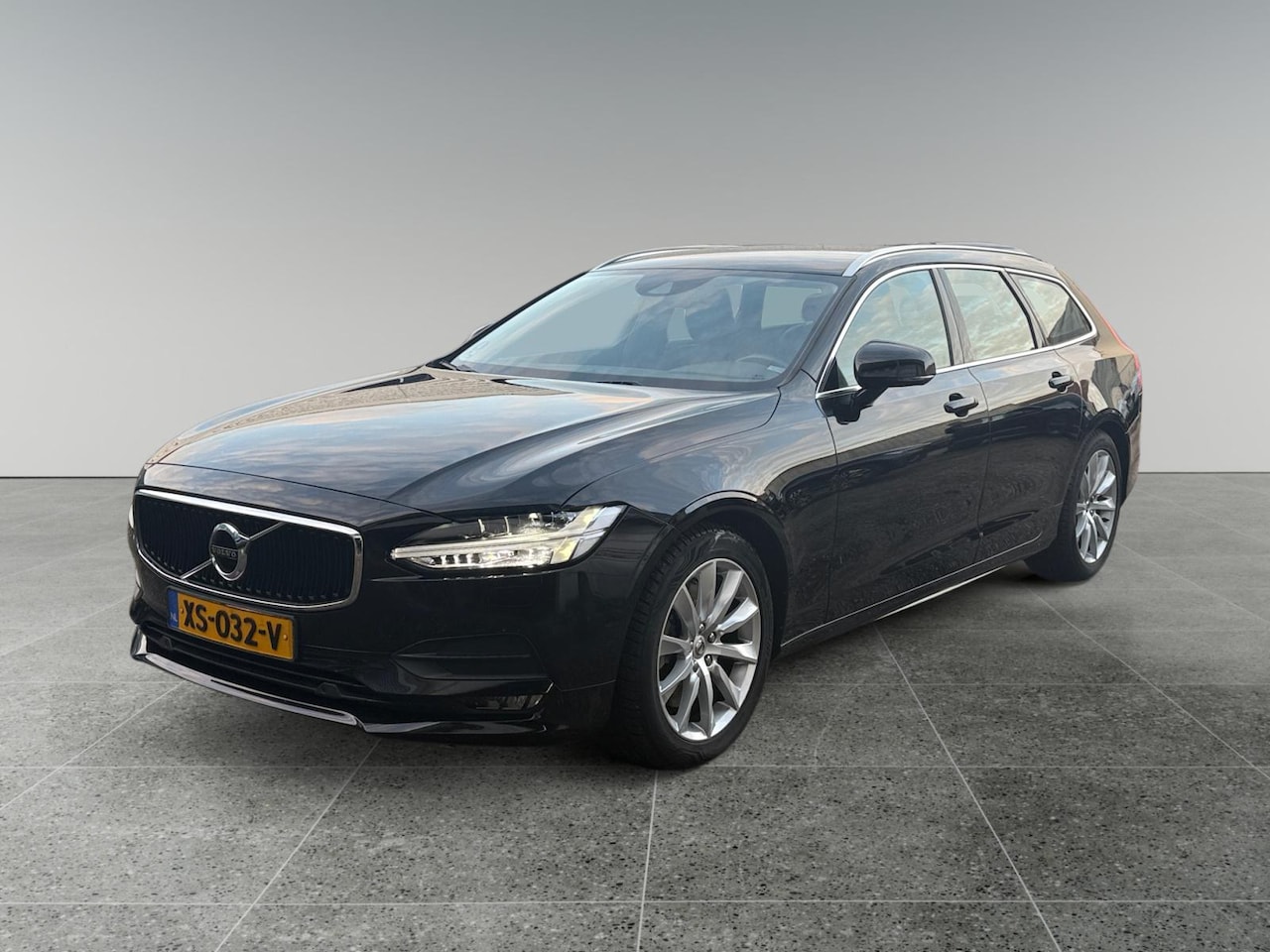 Volvo V90 - 2.0 T4 Momentum 2.0 T4 Momentum - AutoWereld.nl