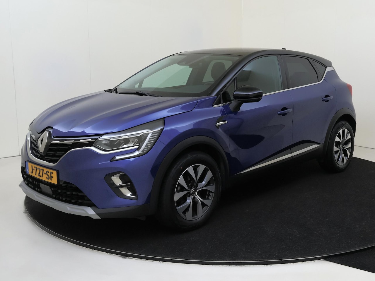 Renault Captur - 1.3 TCe 130 Intens | LM velgen | climate control | bluetooth - AutoWereld.nl