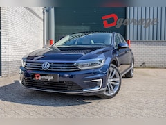Volkswagen Passat - 1.4 TSI GTE Highline, Full option, Panoramadak, Massage stoelen, Led koplampen