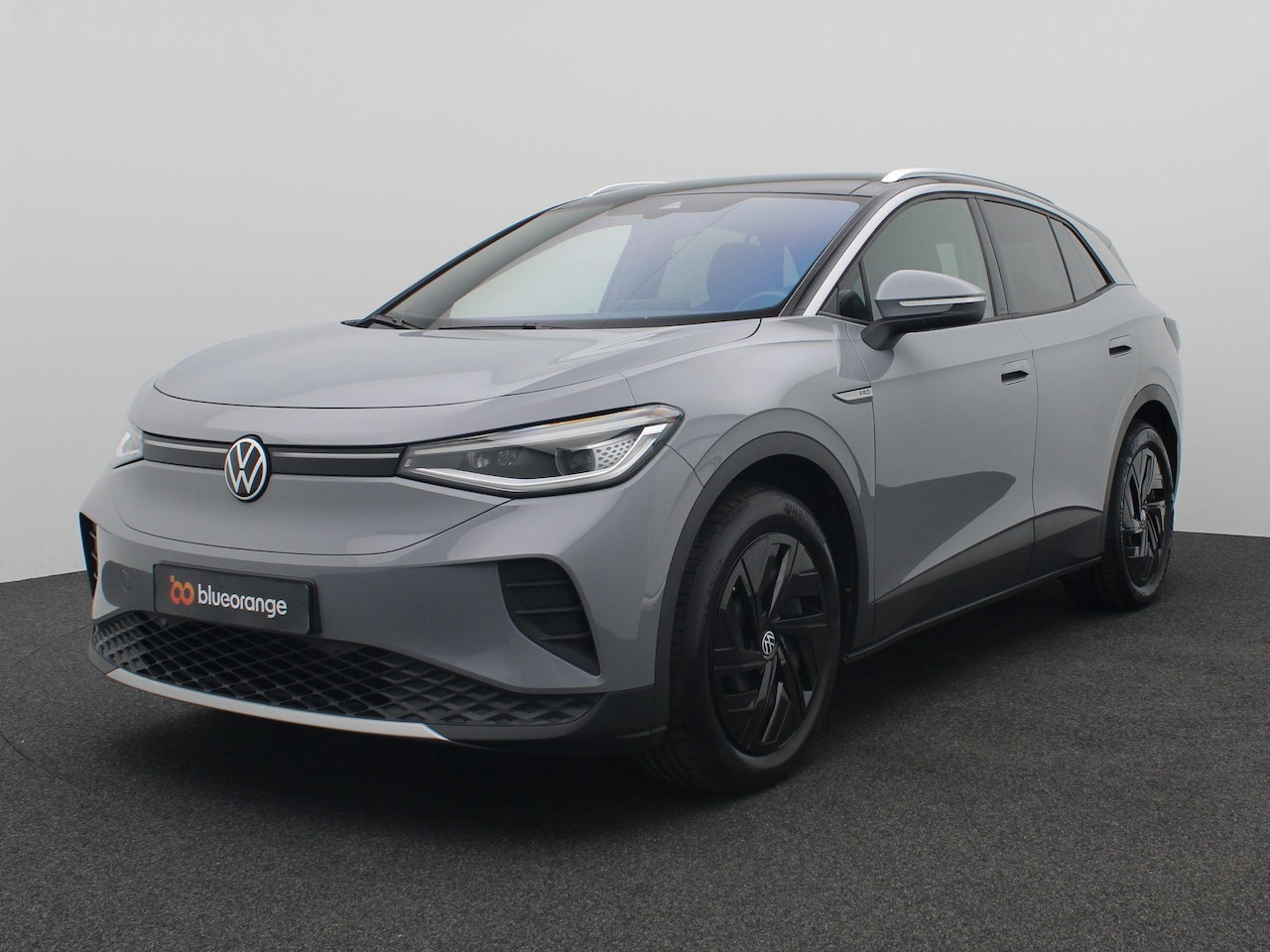 Volkswagen ID.4 - Pro Business 77 kWh 204PK Aut. SOH 97,01%, Panoramadak, Trekhaak, 19", Stoel-Stuurverwarmi - AutoWereld.nl