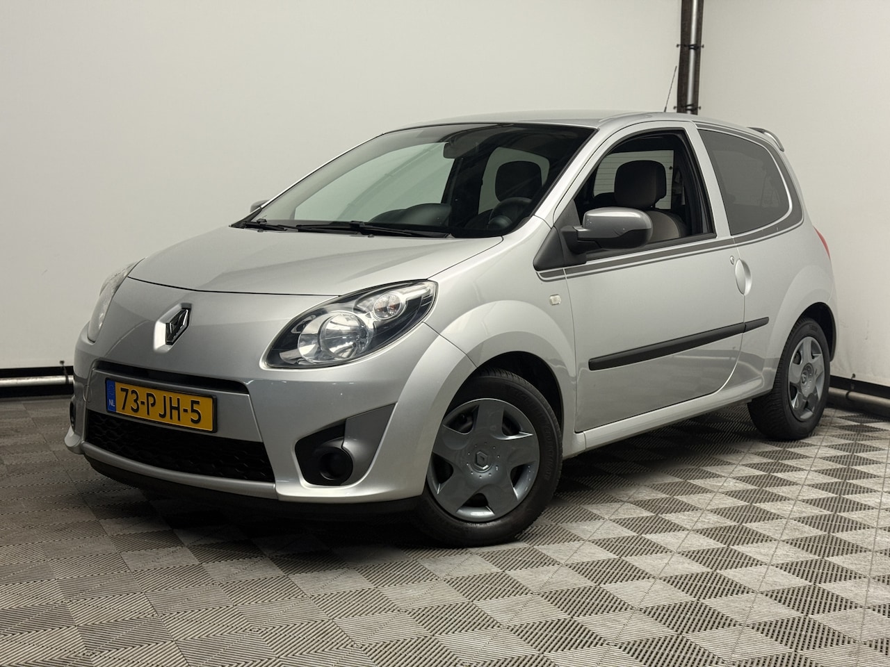 Renault Twingo - 1.2-16V Collection Airco Trekhaak NL Auto - AutoWereld.nl