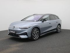 Volkswagen ID.7 Tourer - Pro Limited Edition 77 kWh 286 PK | 20" Lichtmetalen velgen | Black Style | Apple Carplay