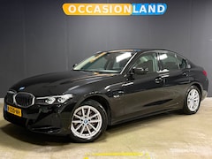 BMW 3-serie - 320e|SOH 94%|TREKHAAK|LED|PDC|CRUISE|CARPLAY|NAVI|17INCH|