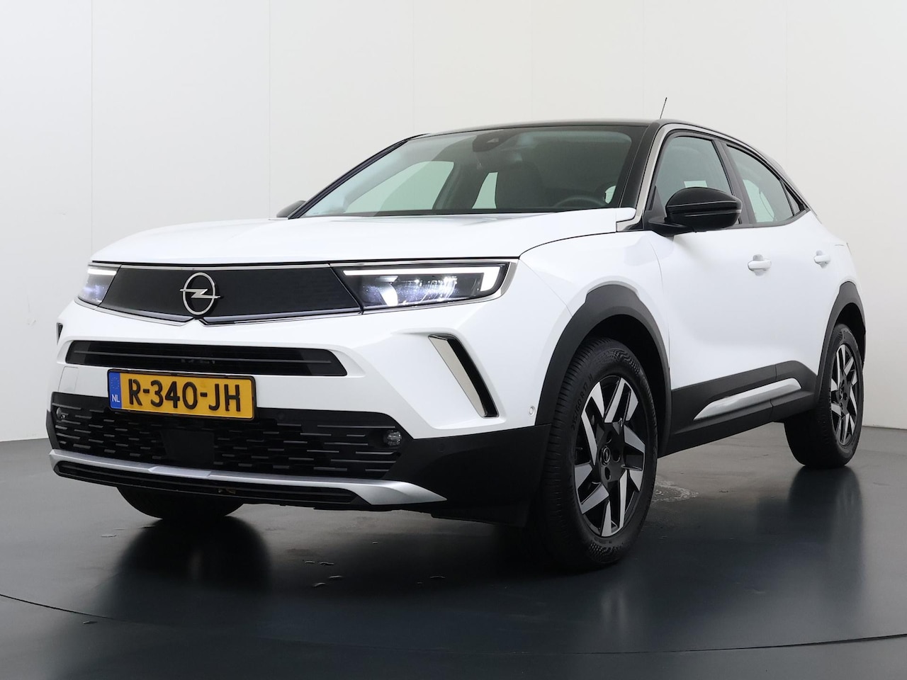 Opel Mokka - 130pk Elegance | 1ste eigenaar | Stoel/Stuurverwarming | Dodehoekdetectie | AppleCarPlay/A - AutoWereld.nl