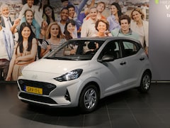 Hyundai i10 - 1.0 Comfort | Allseasons | Navi | Apple carplay/ Android auto | Bluetooth