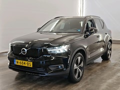 Volvo XC40 - 78kWh 408pk Recharge Twin Pro | SOH 91% | Trekhaak | Panoramadak | Stoelverwarming | Leder