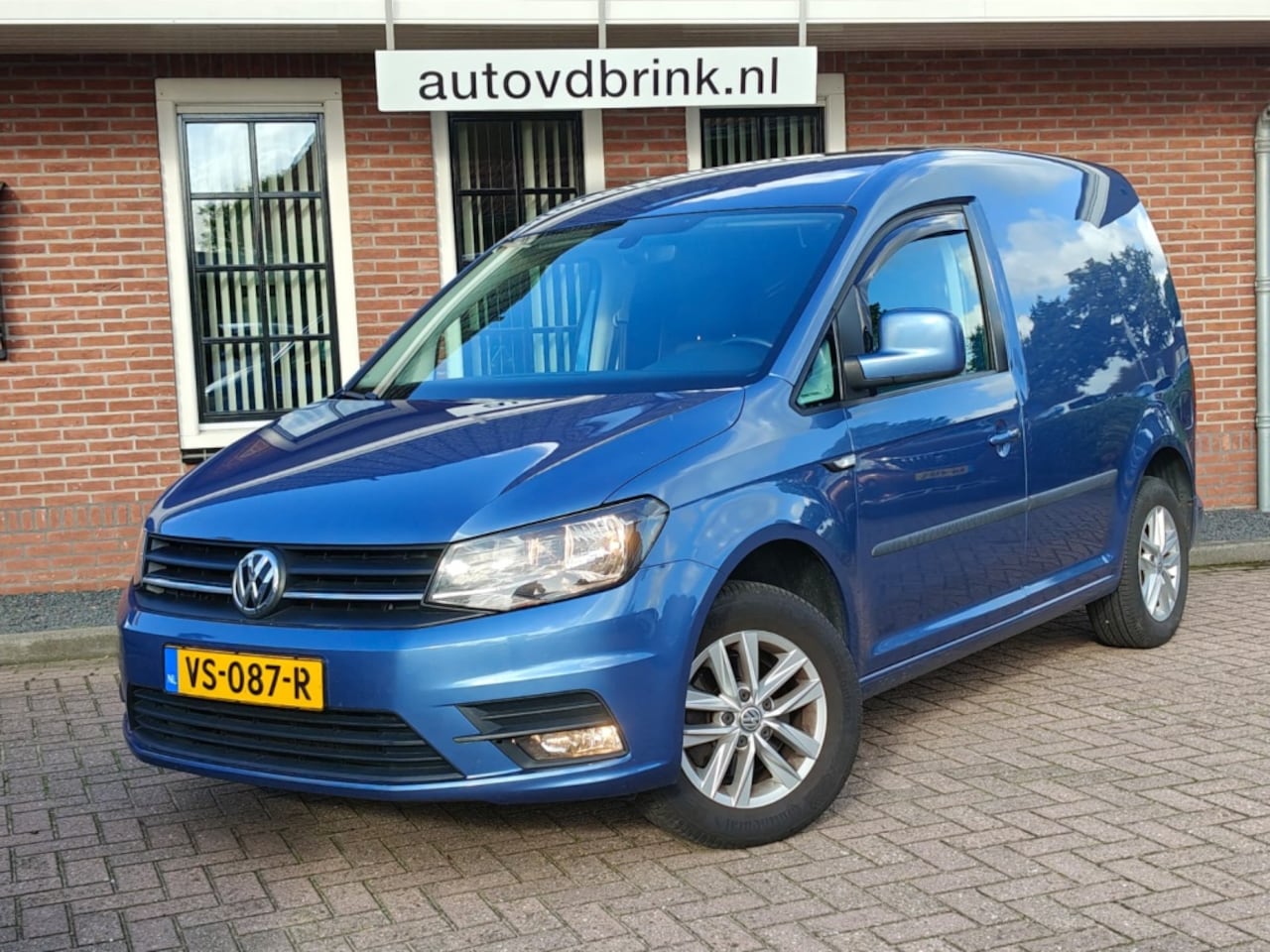 Volkswagen Caddy - 2.0 TDI L1H1 BMT Hi. TREKHAAK / MULTIFUNTIONEEL STUUR - AutoWereld.nl