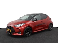 Toyota Yaris - 1.5 Hybrid Executive | Leder Stof bekleding | Navigatie | Panoramadak | Stoelverwarming |