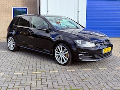 Volkswagen Golf - 1.0 TSI Comfortline Business/Clima/Ecc/park snr/NL