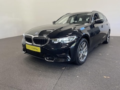 BMW 3-serie Touring - 330e Touring SportLine PHEV 292 PK AUT Navi Carplay Camera Achter PDC V+A Winterpack Sport