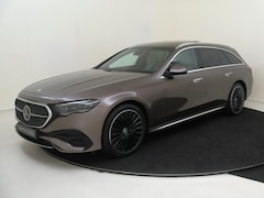 Mercedes-Benz E-klasse - 300 e AMG Line / Panoramadak/ SUPERSCREEN/ 20 inch/ Rijassistentiepakket