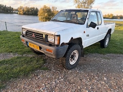 Mitsubishi L 200 - 2.5 TD Club Cab 1995 4x4 pick up