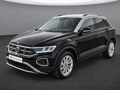 Volkswagen T-Roc - 1.0TSI/115PK Life Edition · Apple/Android Car Play · Camera + Parkeersensoren · Keyless ·