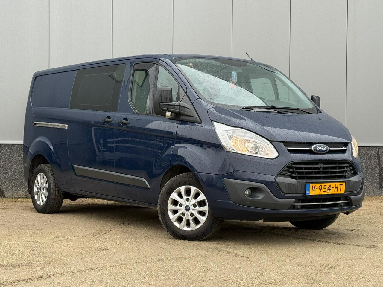 Ford Transit Custom - 290 2.0 TDCI L2H1 Trend DC 290 2.0 TDCI L2H1 Trend DC 2017 euro6 - AutoWereld.nl