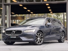 Volvo V60 - 2.0 B3 Momentum Business Automaat 163PK | Panoramadak | Leder | Stoelverwarming | Adaptiev
