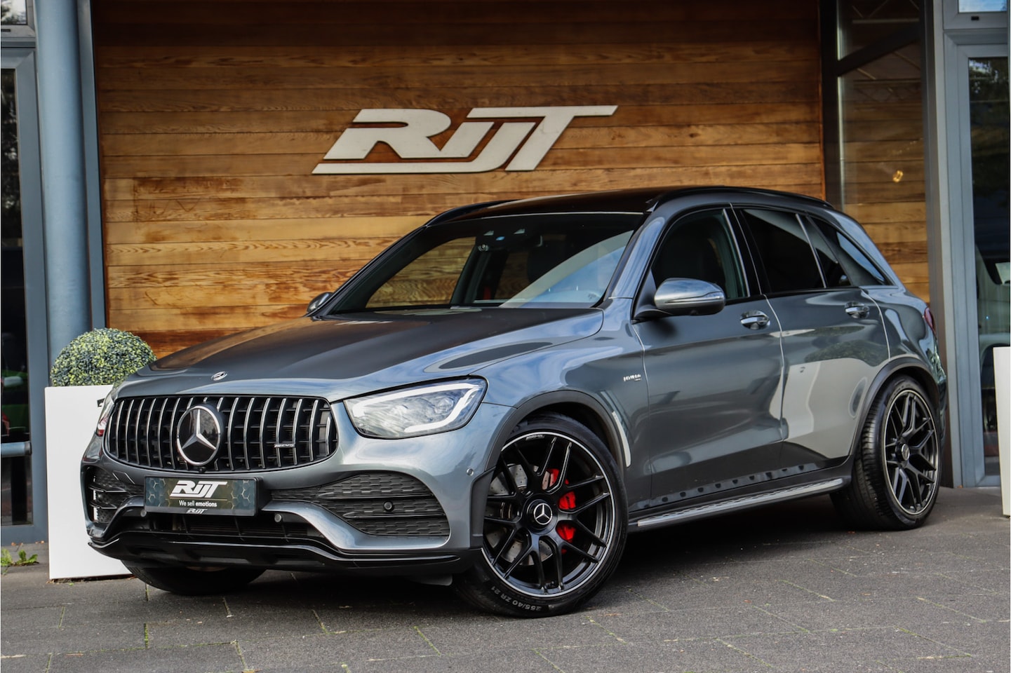 Mercedes-Benz GLC-klasse - AMG 43 4MATIC Premium Plus **Burmester/ACC/Pano/360/Sfeerverlichting** - AutoWereld.nl