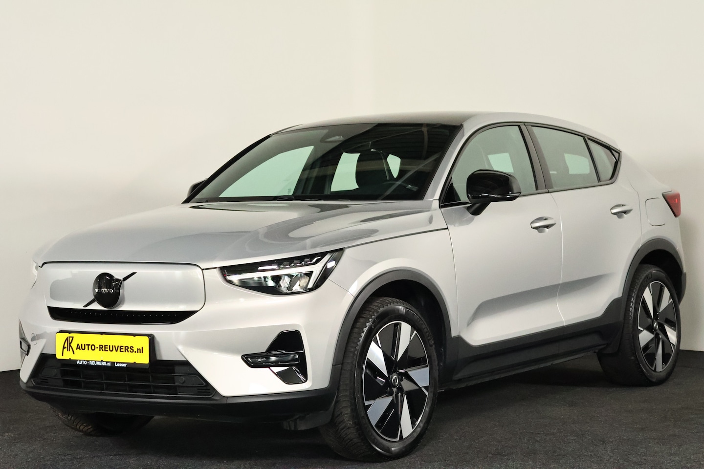 Volvo C40 - Single Motor Extended Range Plus 82 kWh Navi / Pano / Pilot Assist / Trekhaak / CarPlay - AutoWereld.nl