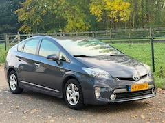 Toyota Prius - 1.8 Plug-in Dynamic Business /Xenon/Navi/Camera/
