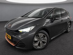 CUPRA Born - Business Plus 204PK 62 kWh / Keyless / ACC / Full Led / App connect / Parkeersensor V+A /