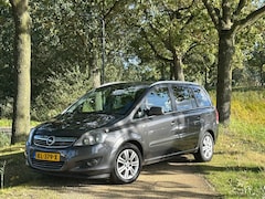 Opel Zafira - 1.6 Cosmo | 7 persoons | trekhaak