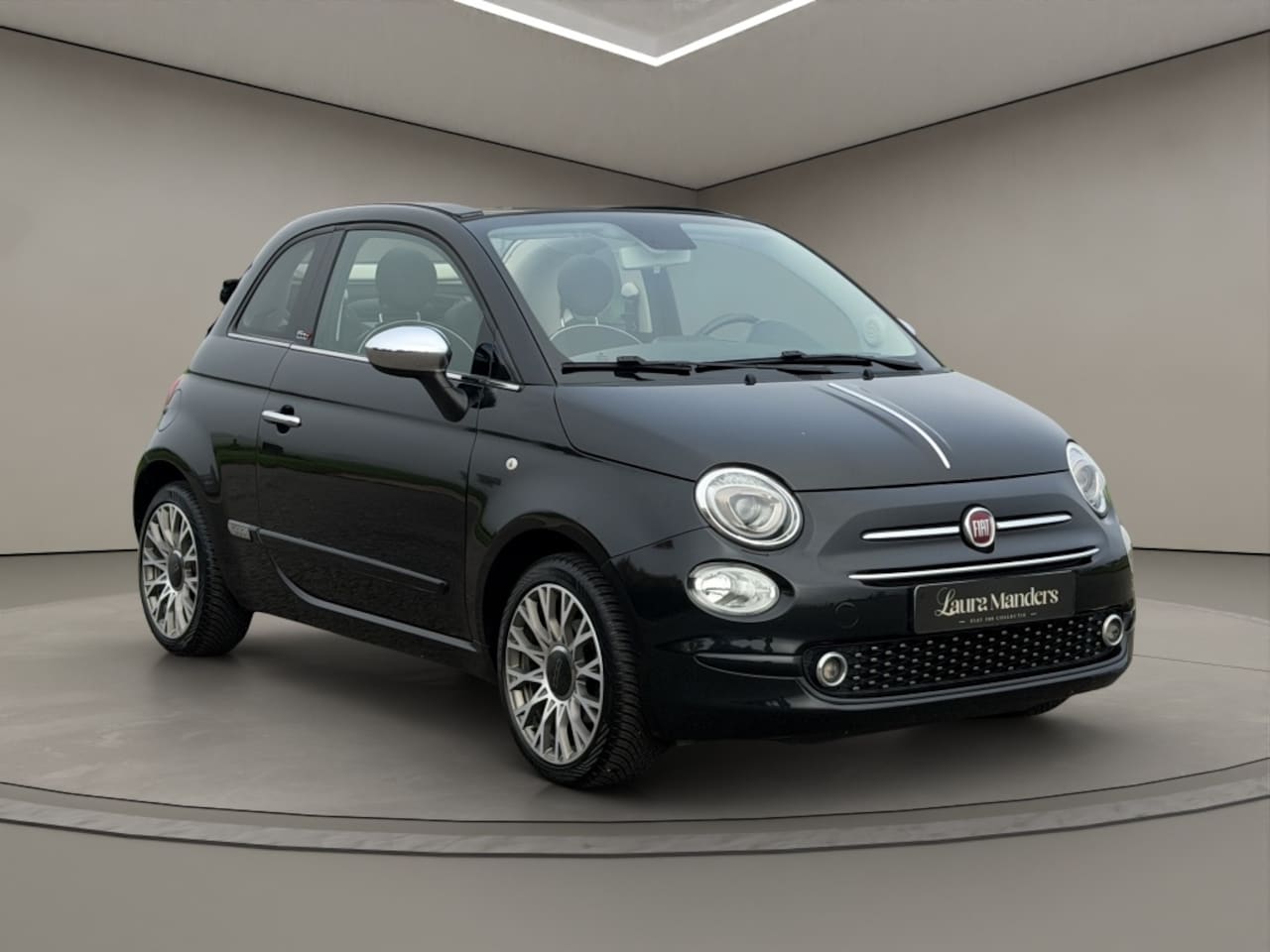 Fiat 500 C - 1.2 Lounge 2018 ZWART | Cabrio | Display | Benzine - AutoWereld.nl