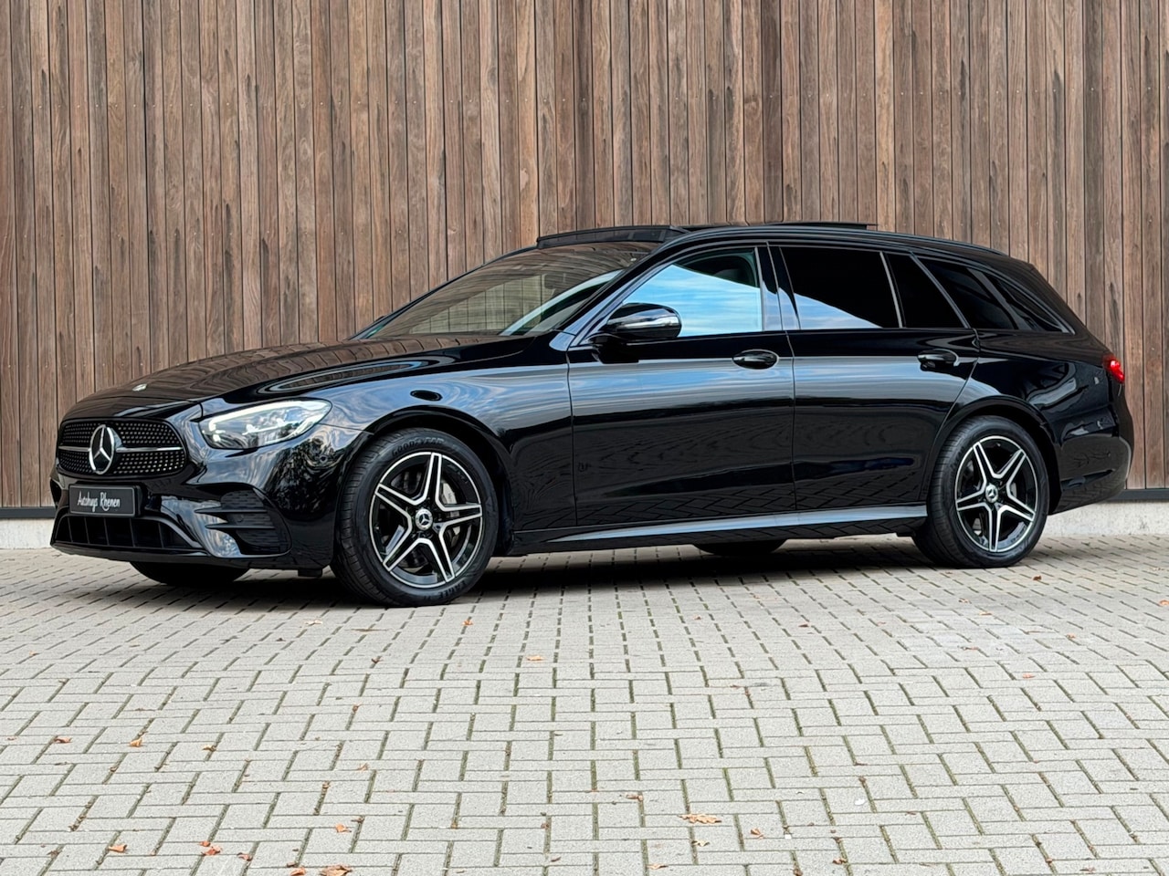 Mercedes-Benz E-klasse Estate - 300 e AMG-line / Schuifdak / Trekhaak / Burmester / - AutoWereld.nl