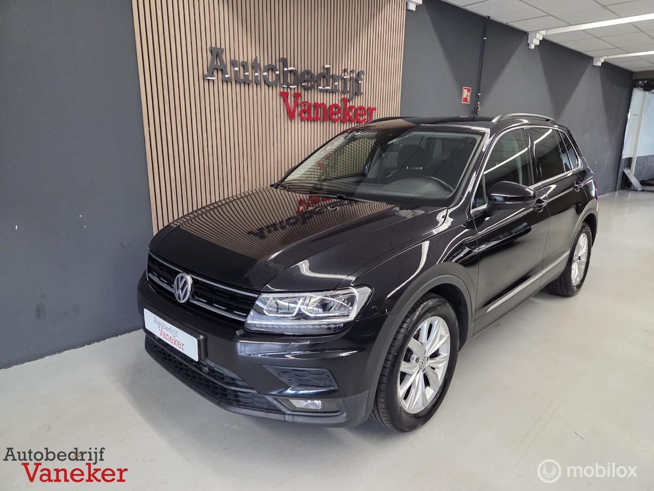 Volkswagen Tiguan - 1.5 TSI ACT Comfortline Business|ACC|Carplay| - AutoWereld.nl