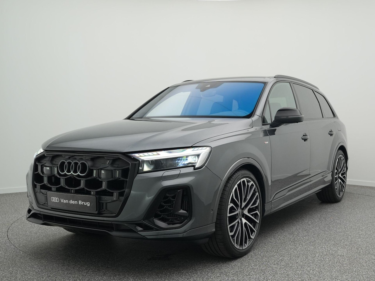 Audi Q7 - 55 TFSI e quattro Pro Line S 395 pk | Vierwielbesturing | B&O | HD matrix laserled | 22'' - AutoWereld.nl