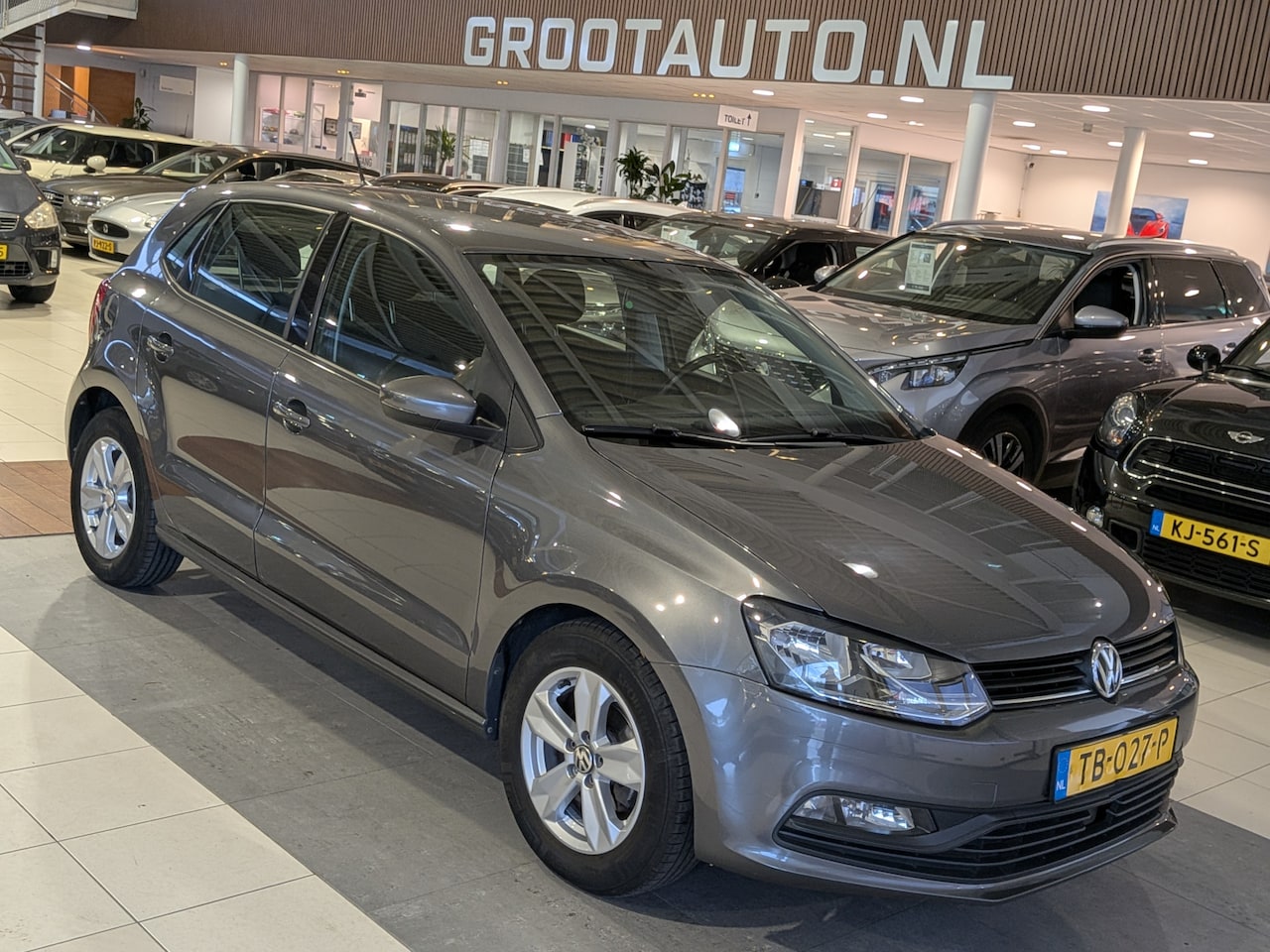 Volkswagen Polo - 1.0 Airco, Stuurbekrachtiging - AutoWereld.nl