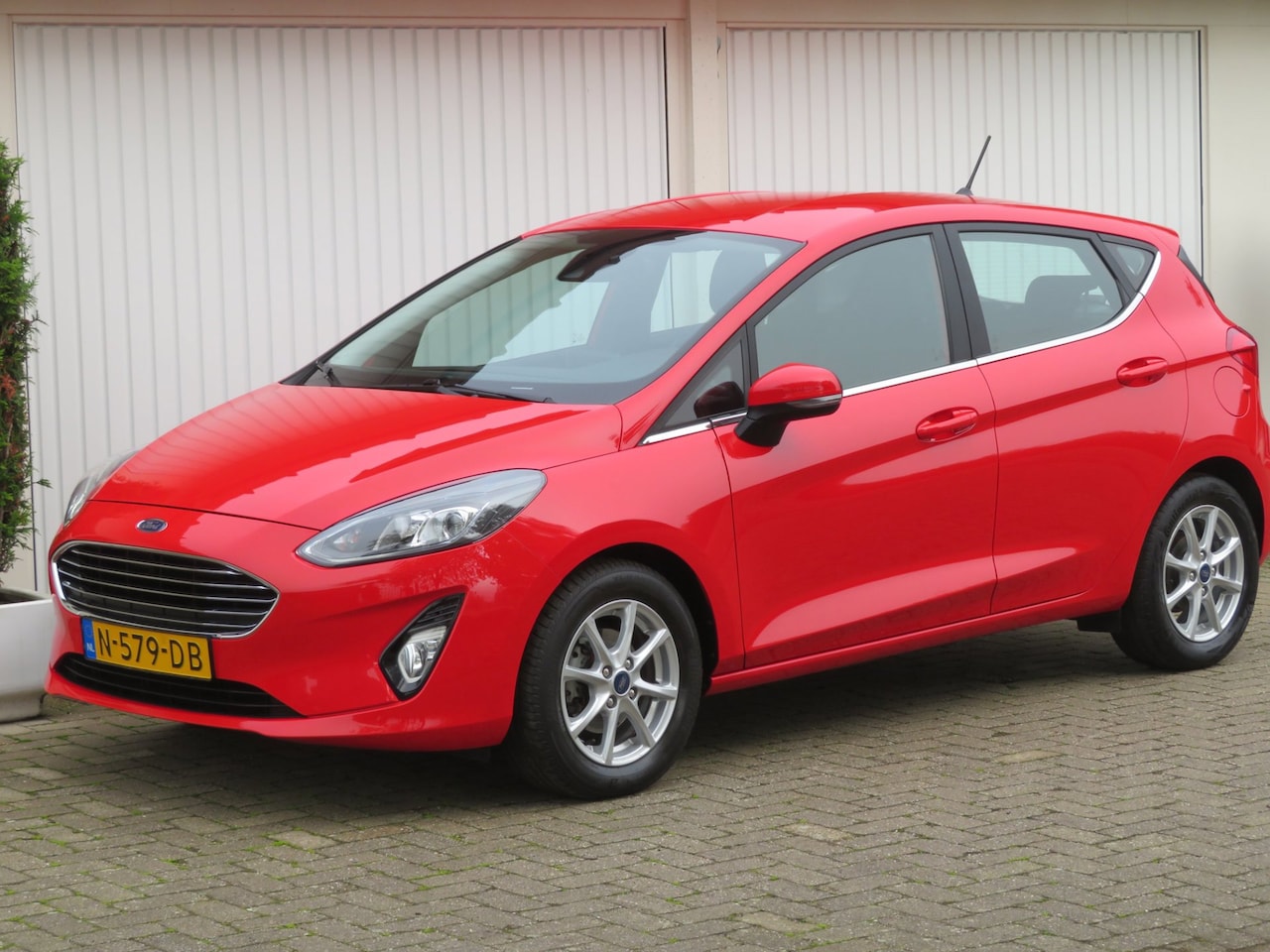 Ford Fiesta - 1.0 125pk Hybrid Titanium LED-CLIMA-PDC-CARPLAY-CRUISE-1e EIGENAAR - AutoWereld.nl
