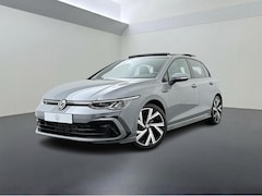 Volkswagen Golf - 1.5 eTSI R-Line | 130 PK | Adaptive Cruise Control | Panoramadak | Climate control | Trave