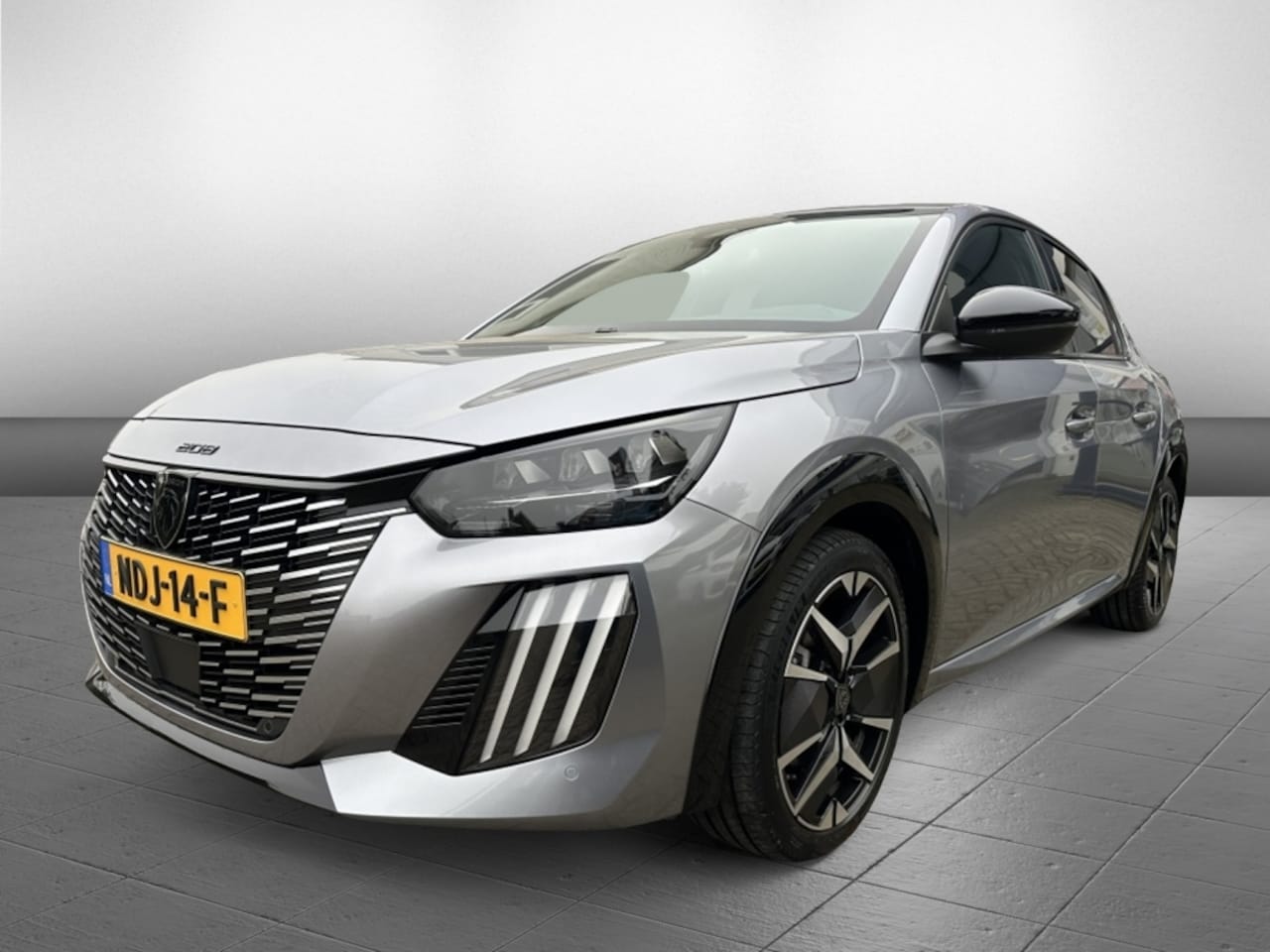 Peugeot 208 - 1.2 Hybrid 145 GT | Alcantara Executive Interior | Massagefunctie | Elektrische stoelen | - AutoWereld.nl