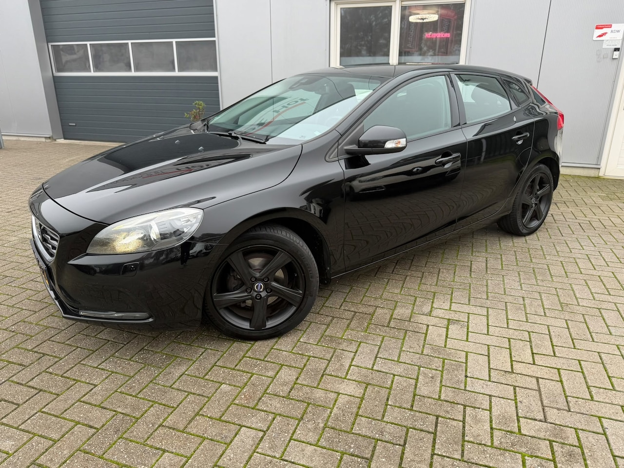 Volvo V40 - 1.6 D2 Summum stoelverw navi - AutoWereld.nl