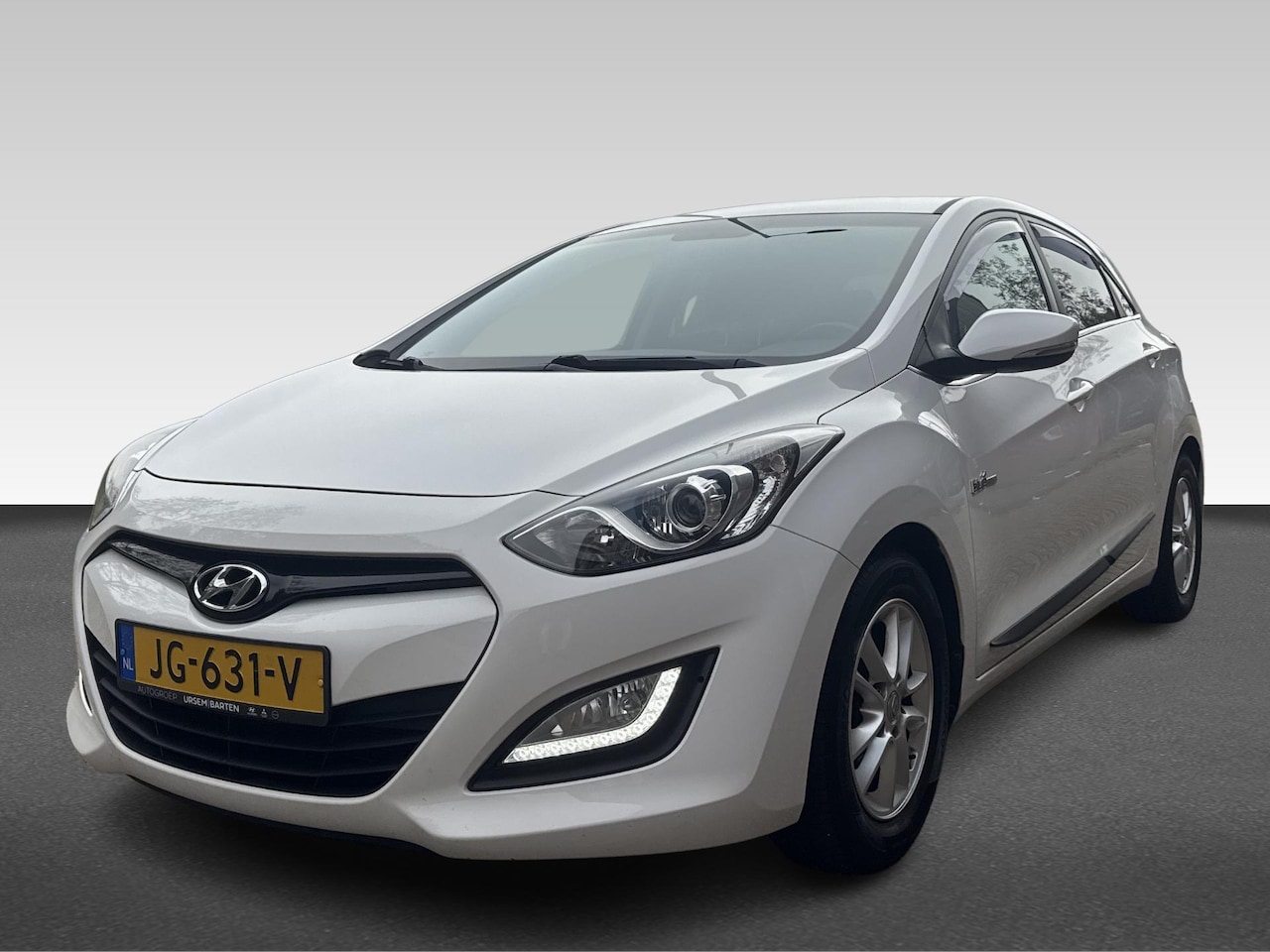 Hyundai i30 - 1.6 GDI i-Motion Plus | Airco | Bluetooth telefoonvoorbereiding | Centrale deurvergrendeli - AutoWereld.nl