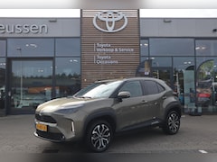 Toyota Yaris Cross - 1.5 HYBRID DYNAMIC NL-AUTO 17"LMV APPLE/ANDROID LED-PAKKET PRIVACY-GLASS KEYLESS