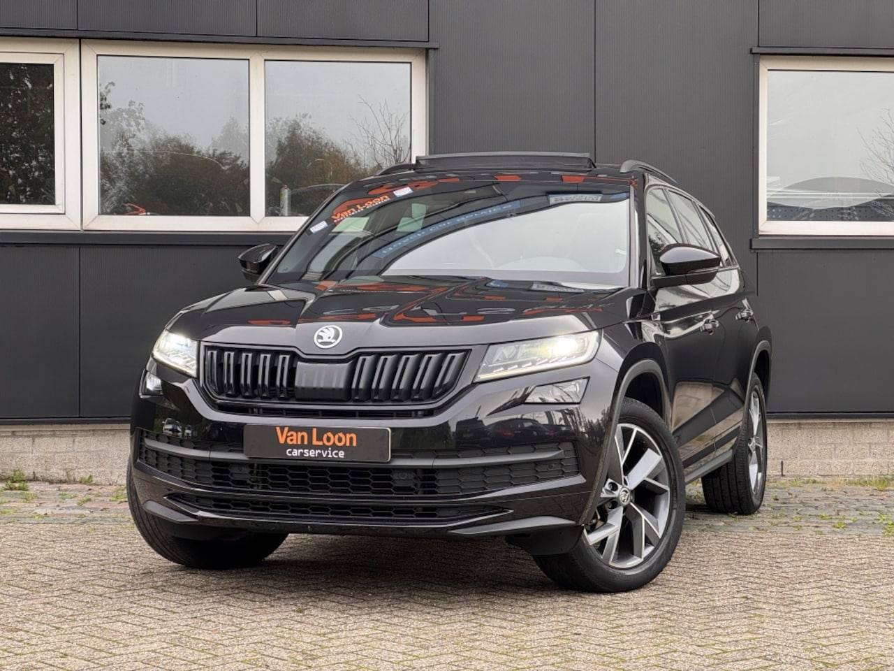 Skoda Kodiaq - 1.5 TSI Sportline Bns.|Pano|ACC|Keyless|Blind Spot|Stoelverw.|Elek.Klep|Camera|TrekH.| - AutoWereld.nl