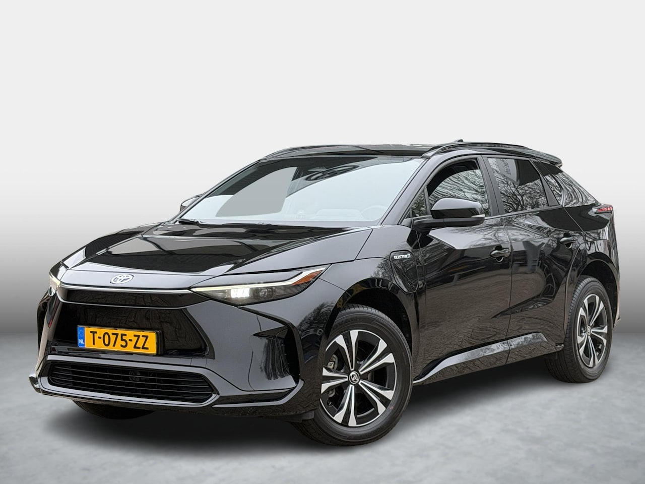 Toyota bZ4X - Active 71 kWh Black Ed Camera Clima Cruise - AutoWereld.nl