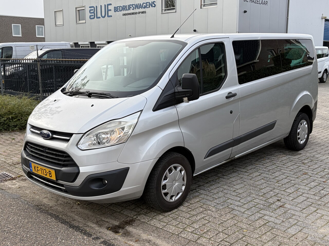 Ford Transit Custom - 310 2.0 TDCI 105PK Euro6 L2H1 Trend 9-persoons - €7.950,- ex.btw - AutoWereld.nl
