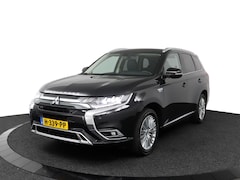 Mitsubishi Outlander - 2.4 PHEV Intense | Leer / Alcantara | Camera | Trekhaak | 1500kg trekvermogen | Android /