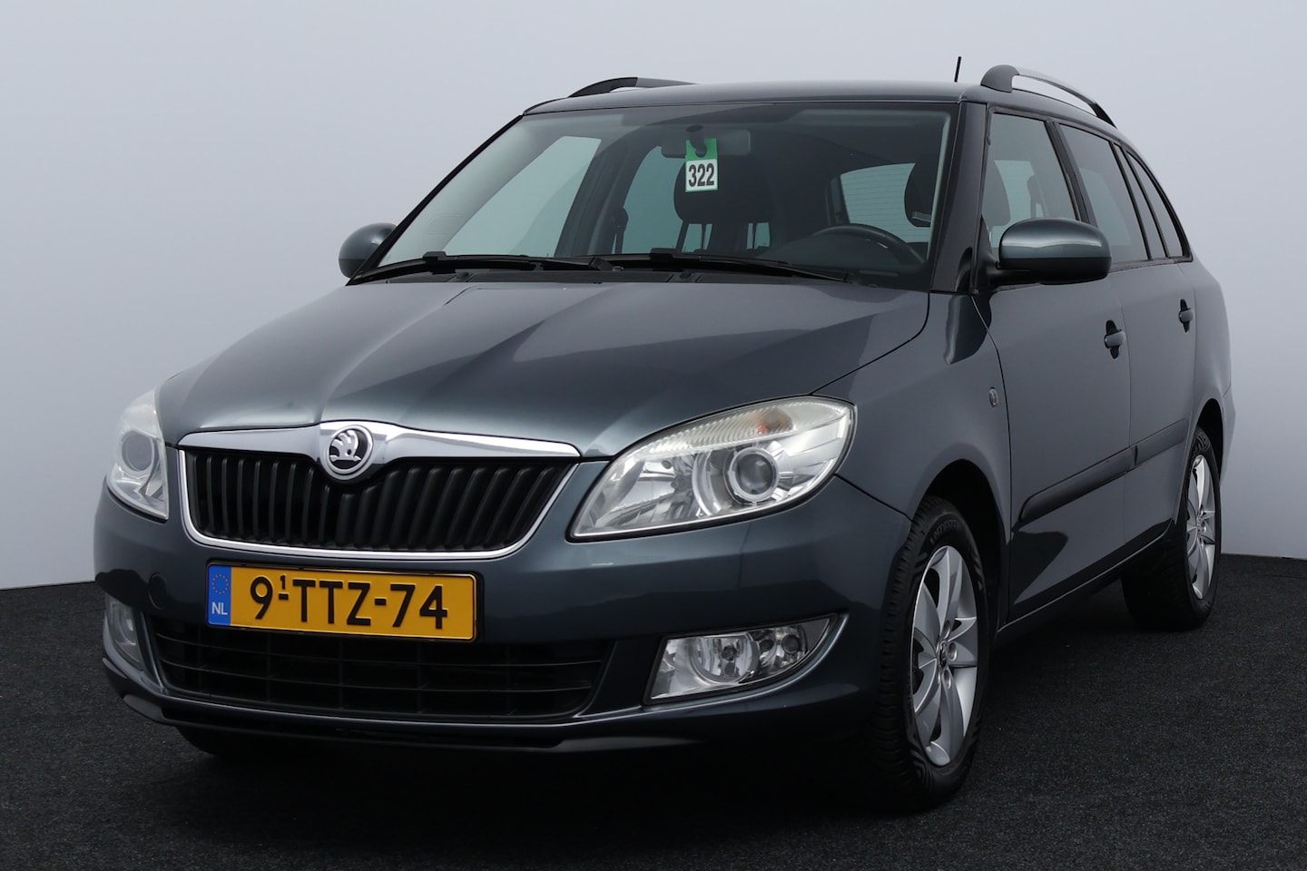 Skoda Fabia Combi - 1.2 TSI Drive/ Trekhaak/ 15'' LMV/ Navi/ Airco/ Cruise/ Elek. pakket/ Isofix/ Armsteun/ Mu - AutoWereld.nl