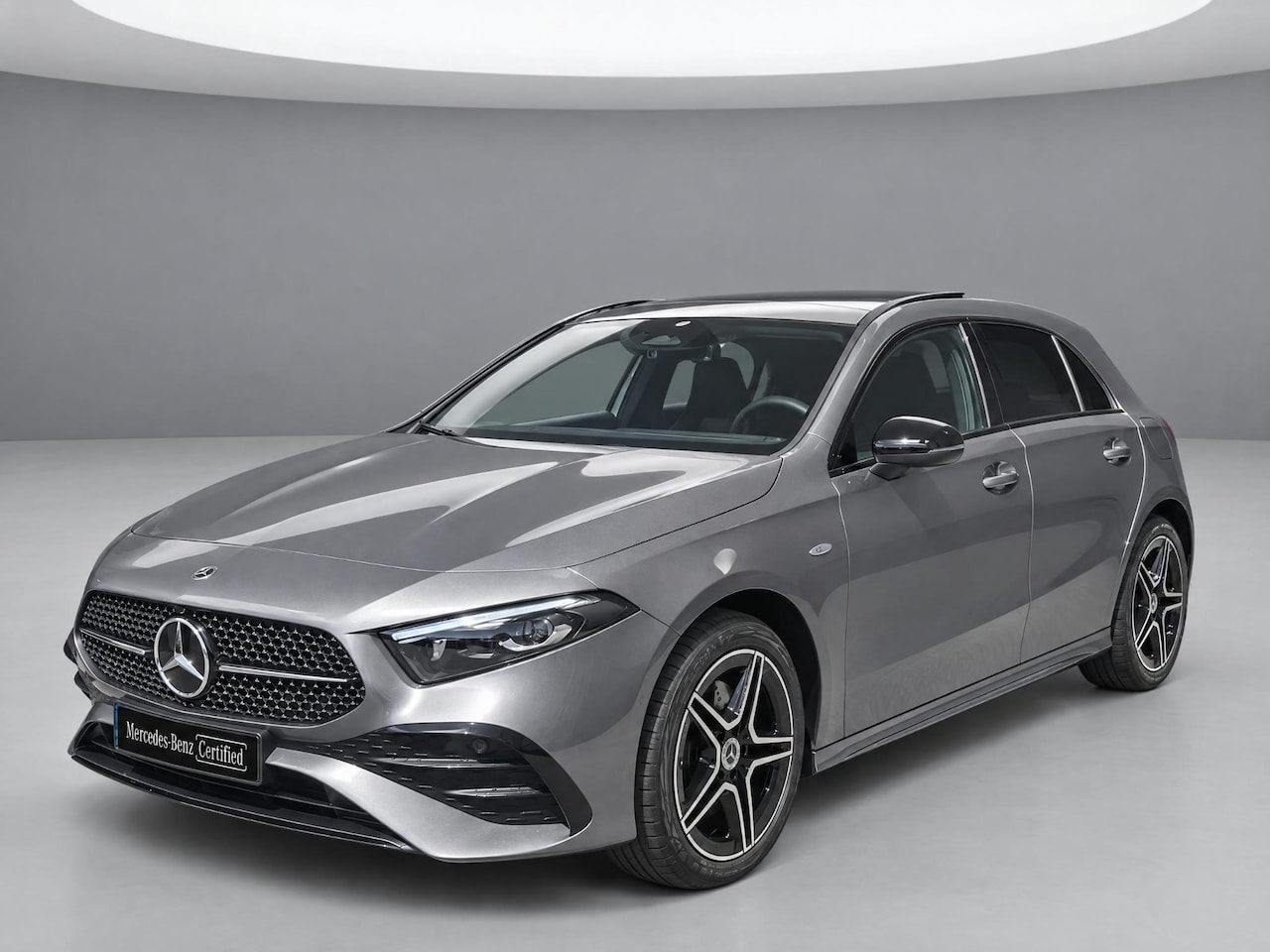 Mercedes-Benz A-klasse - 250 e Business Solution AMG | Panoramadak | Multibeam Led | Apple Carplay & Android Auto | - AutoWereld.nl