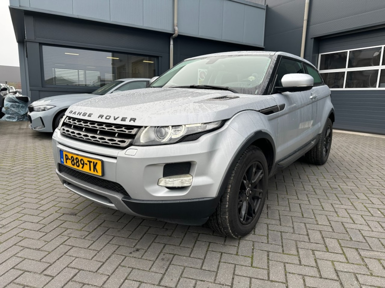 Land Rover Range Rover Evoque - 2.00 Si4 met bijgeluid in de motor! Airco, PDC, cruise control - AutoWereld.nl