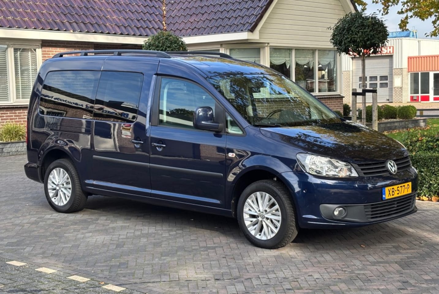 Volkswagen Caddy Maxi - Maxi 1.2 TSI 105pk Comfortline 5+1 Rolstoelauto - AutoWereld.nl