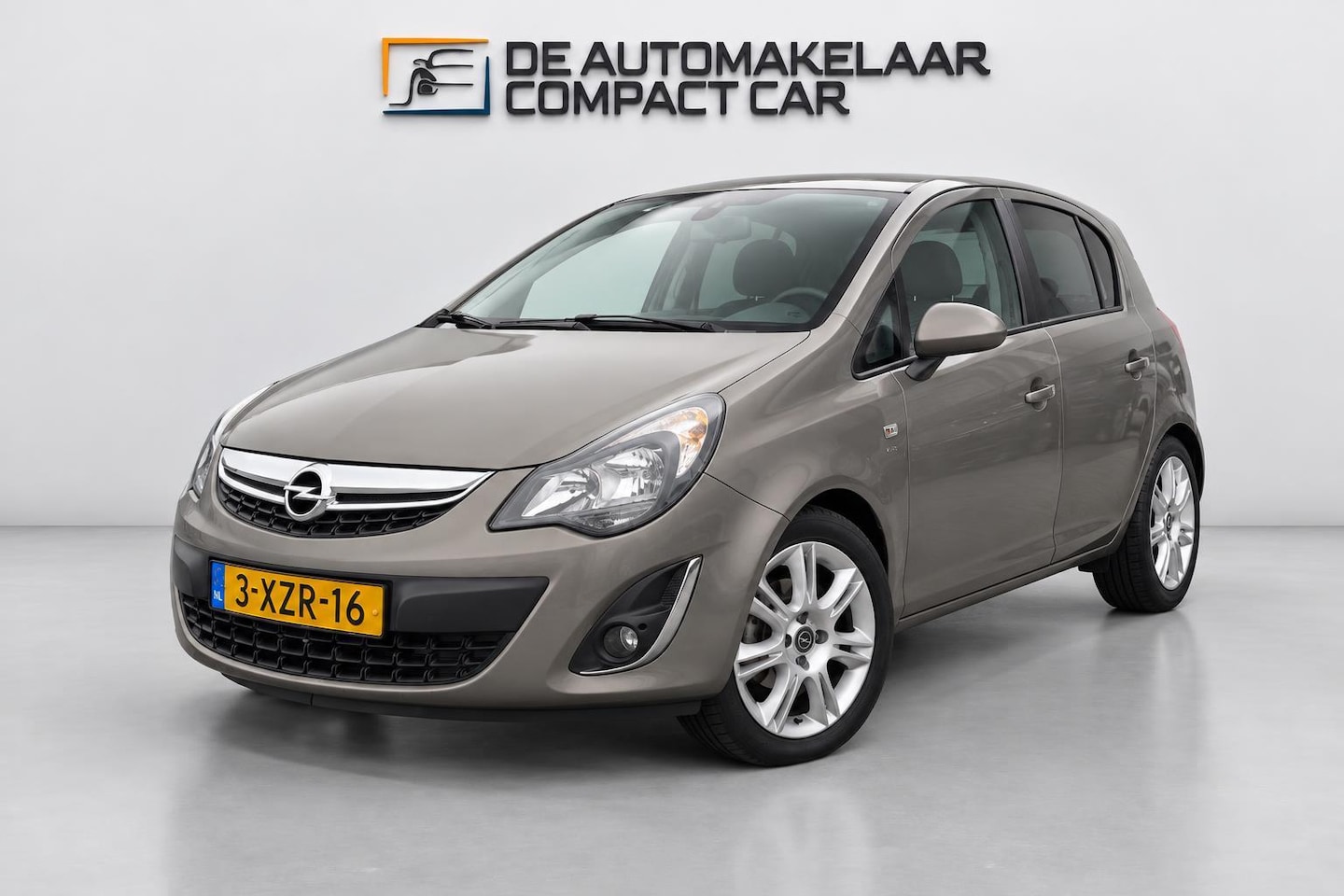 Opel Corsa - 1.2-16V BlitZ | SLECHTS 13.347 KM | STOEL-/STUURVERW. | CLIMA | LMV | - AutoWereld.nl