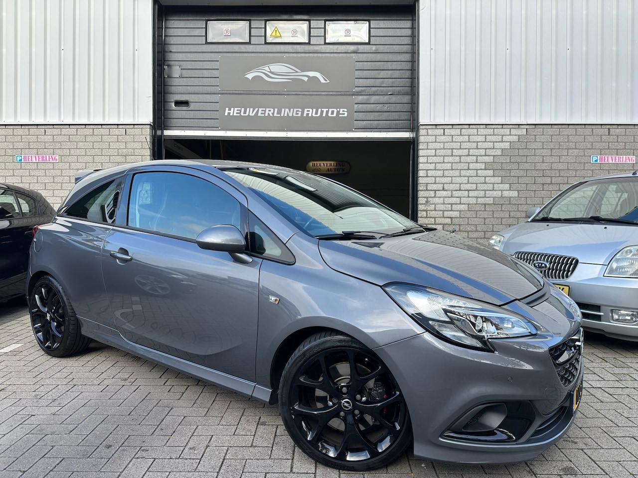 Opel Corsa - 1.6 Turbo OPC | 207 PK | Cruise | Sport | PDC - AutoWereld.nl