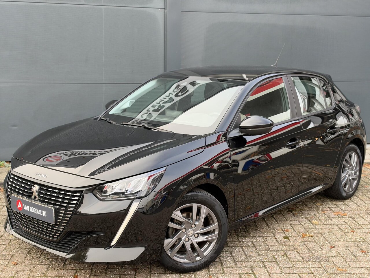 Peugeot 208 - 1.2 Active Pack / 100% Onderhoud / Geen Import - AutoWereld.nl